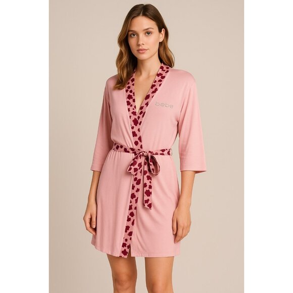 Bebe Pink Sleepwear Robe with Floral Trim and Rhinestone Logo – Size L - Picture 5 of 5